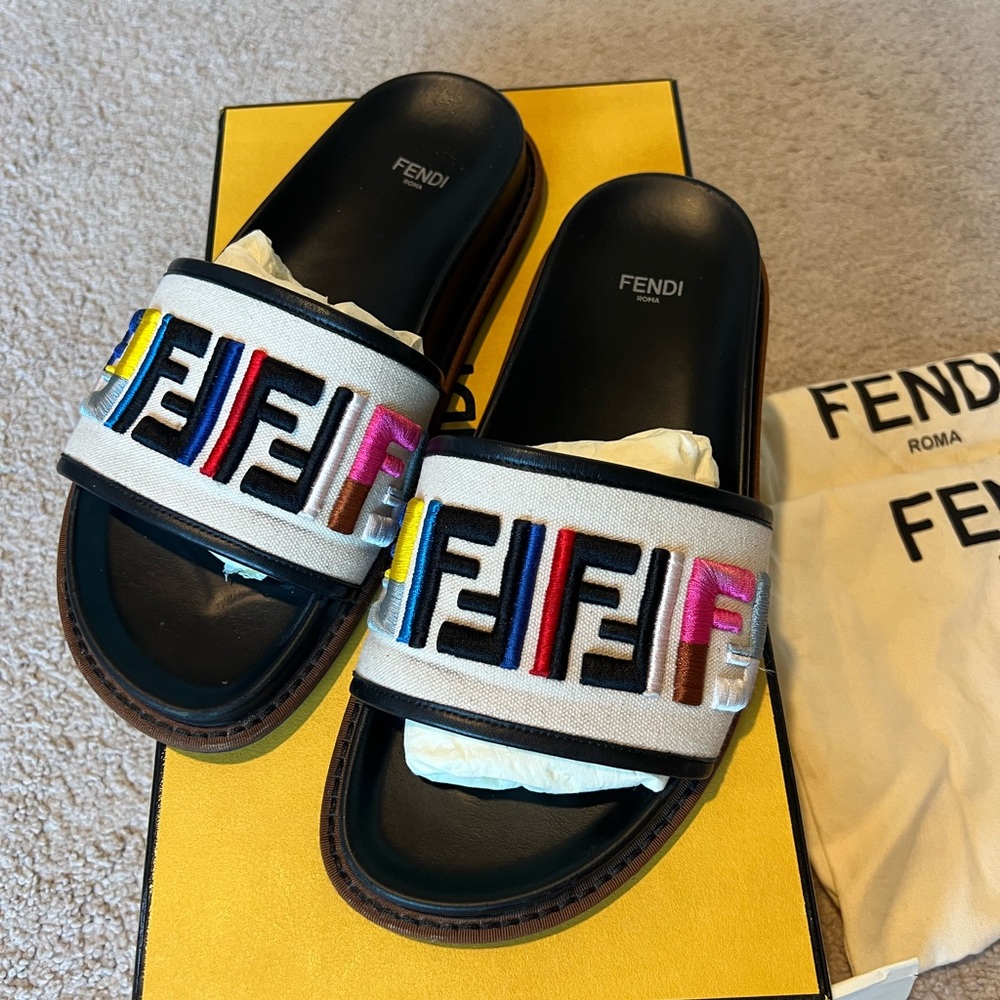 Fendi multicolor Logo Slide Sandals